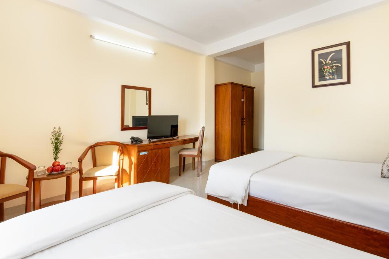 Thanh Lan Riverside Hotel Danang Exterior photo