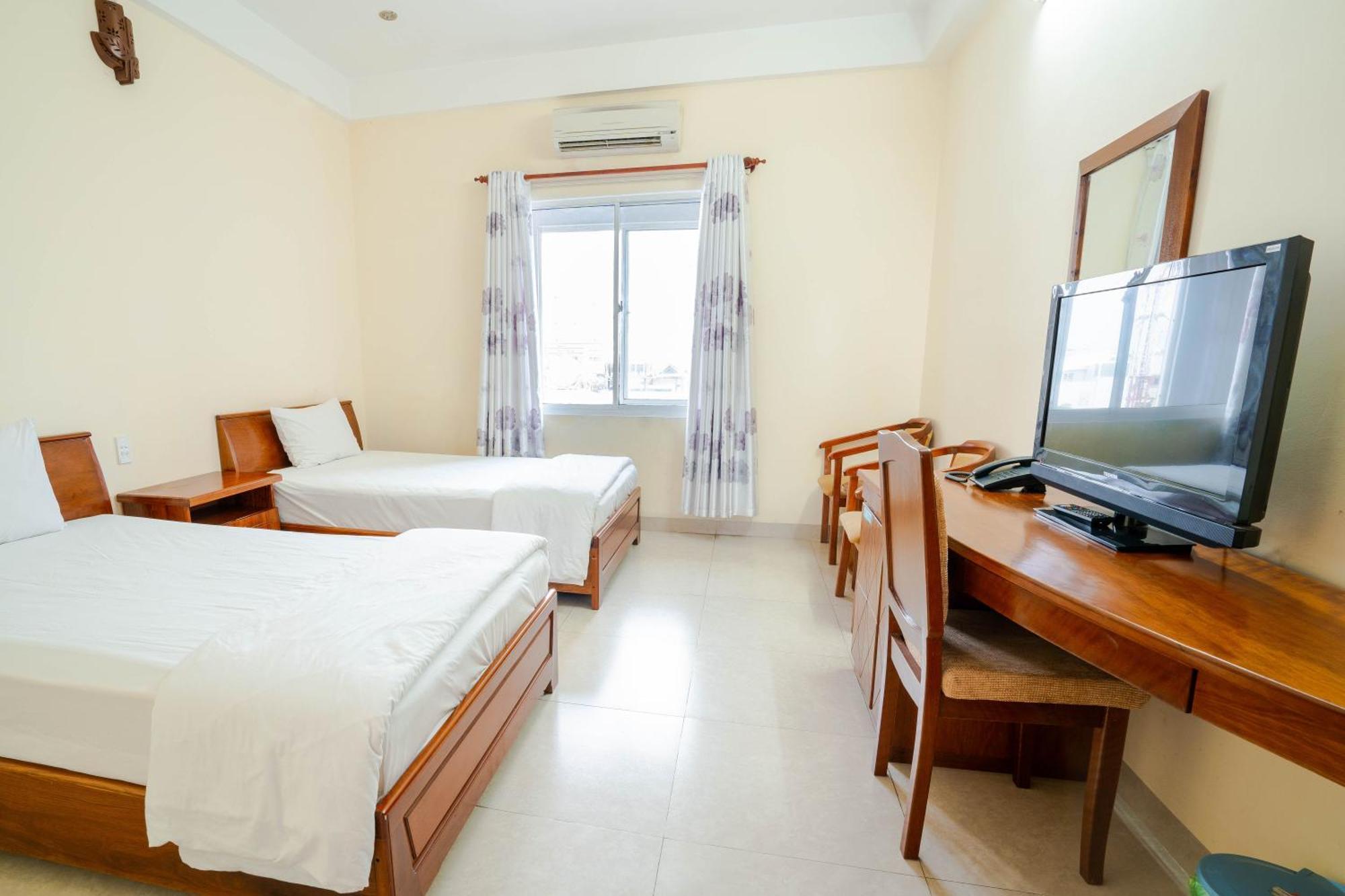 Thanh Lan Riverside Hotel Danang Exterior photo